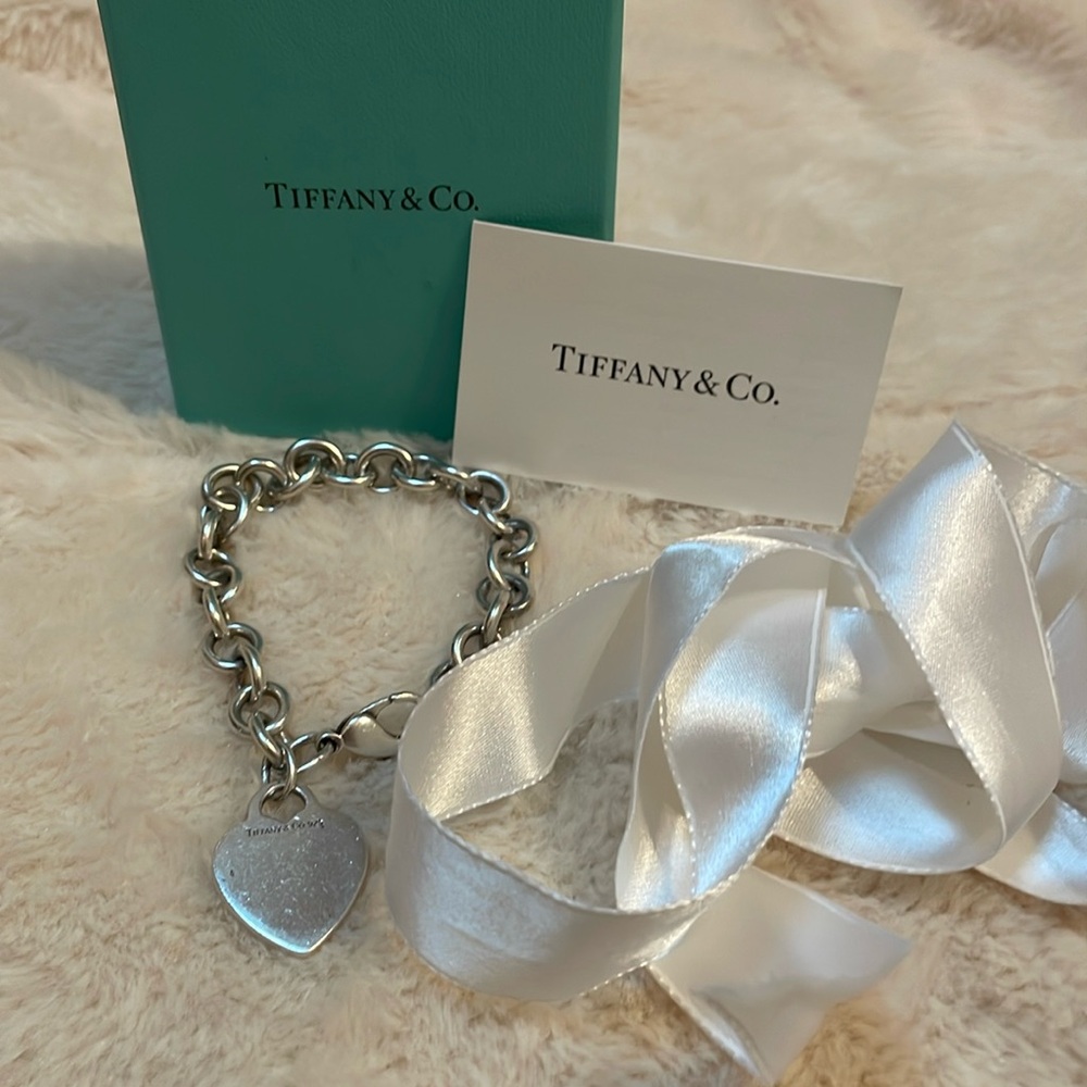 Tiffany & Co Toggle Heart Bracelet